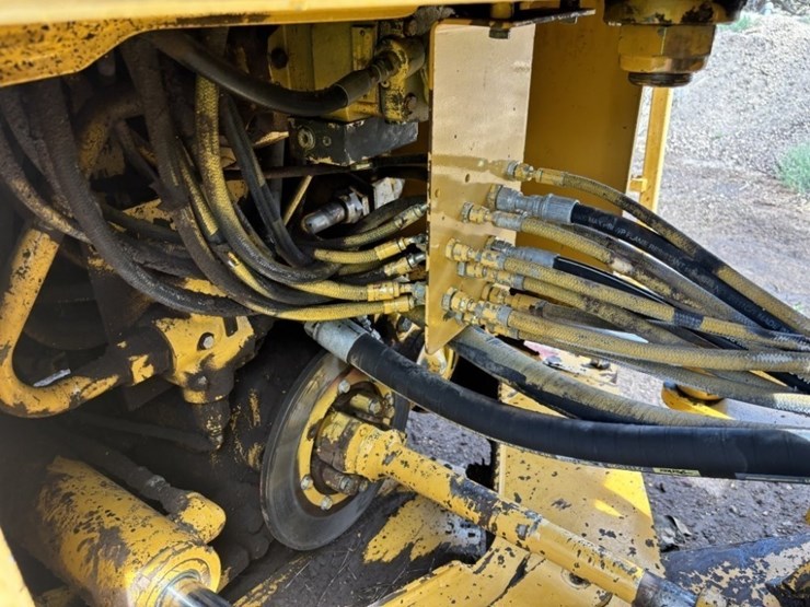 1995-deere-644g-image-16