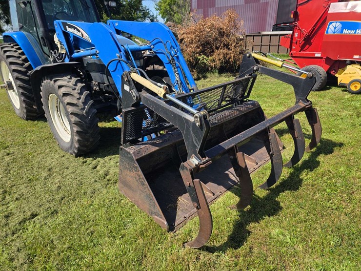 2003-new-holland-tm155-image-58