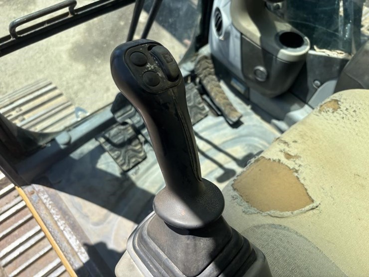 caterpillar-345c-image-30