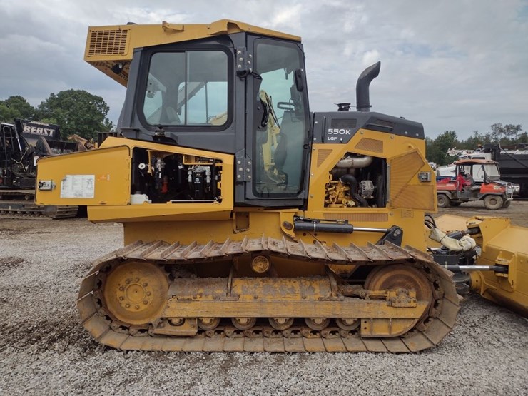 deere-550k-lgp-image-26