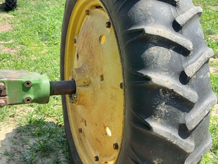 john-deere-630-image-15