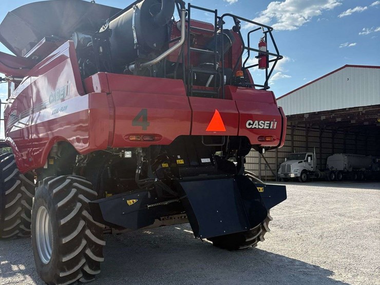 2020-case-ih-8250-image-12