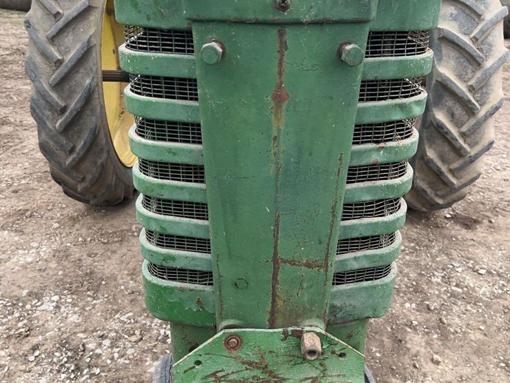 john-deere-model-b-image-9