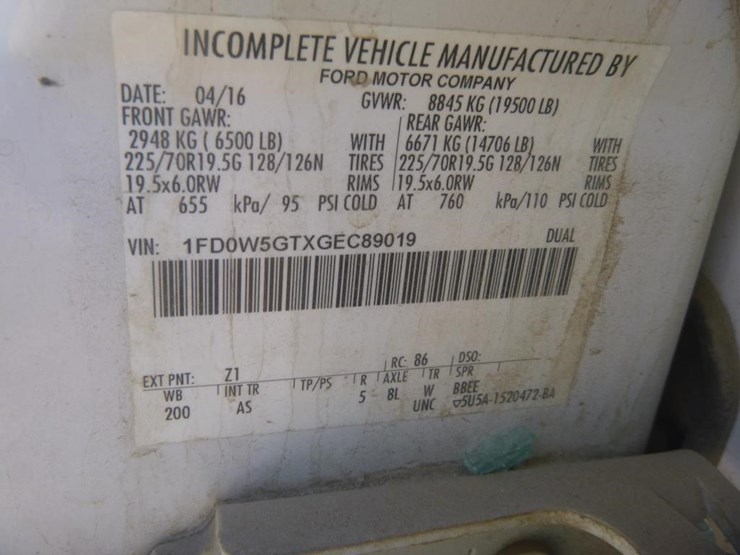 2016-ford-f550-image-22