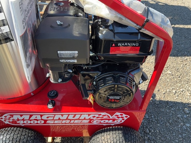 #2081-•-magnum-4000-series-heated-pressure-washer-image-3