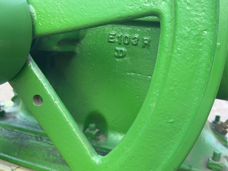 john-deere-112-image-18