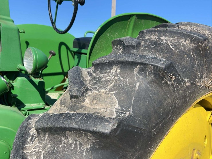 john-deere-50-image-48