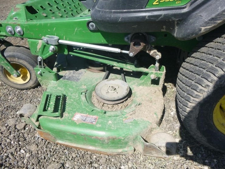 2021-john-deere-60-image-9