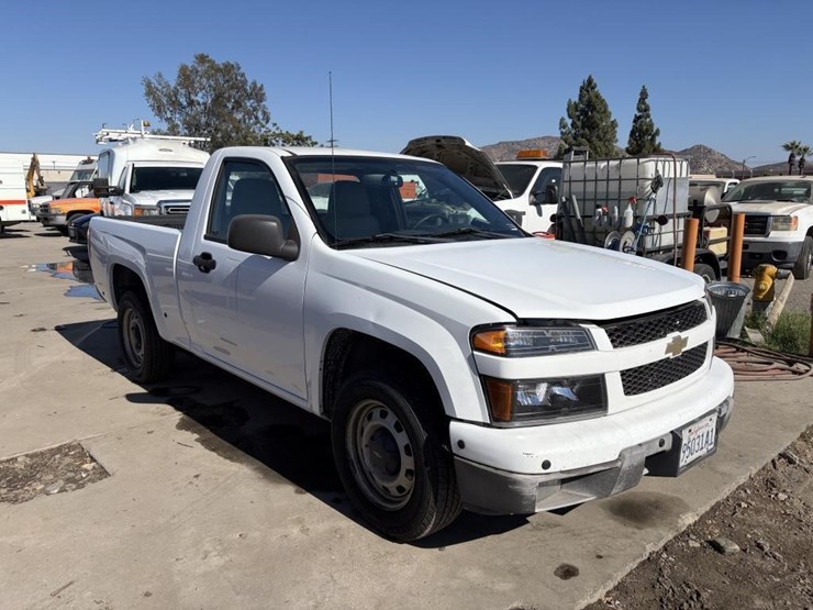 2011-chevrolet-colorado-image-2