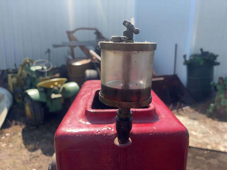 economy-7-horse-hit-and-miss-engine,-cart,-and-original-base-image-22