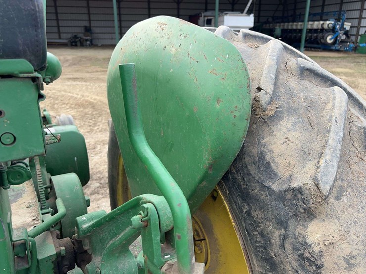 john-deere-70-image-48