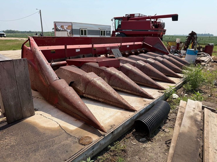 case-ih-883-image-2