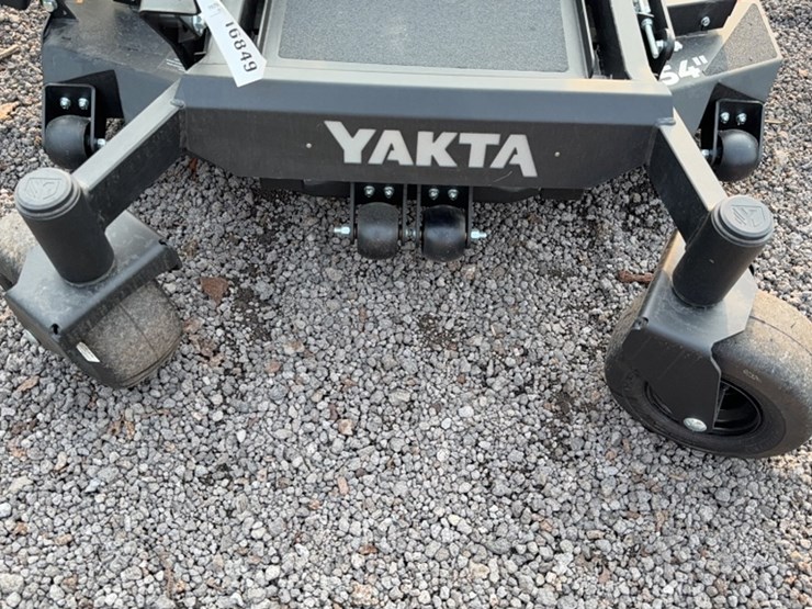 #3084-•-yakta-yxr-320-zero-turn-mower-image-4