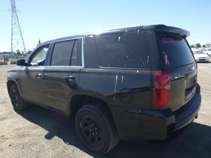 2019-chevrolet-tahoe-image-4
