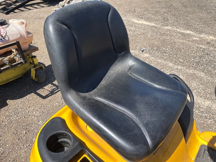 cub-cadet-lt1050-image-13