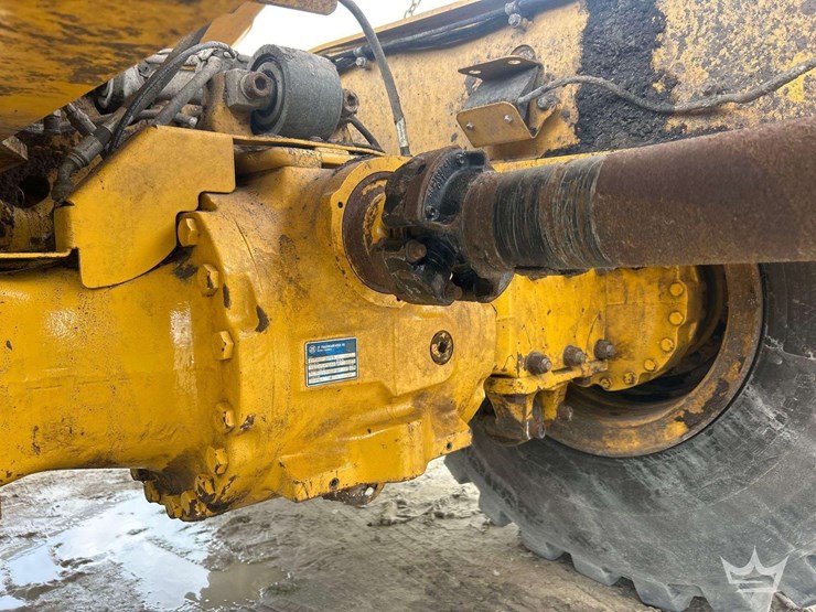 2022-deere-260e-image-47
