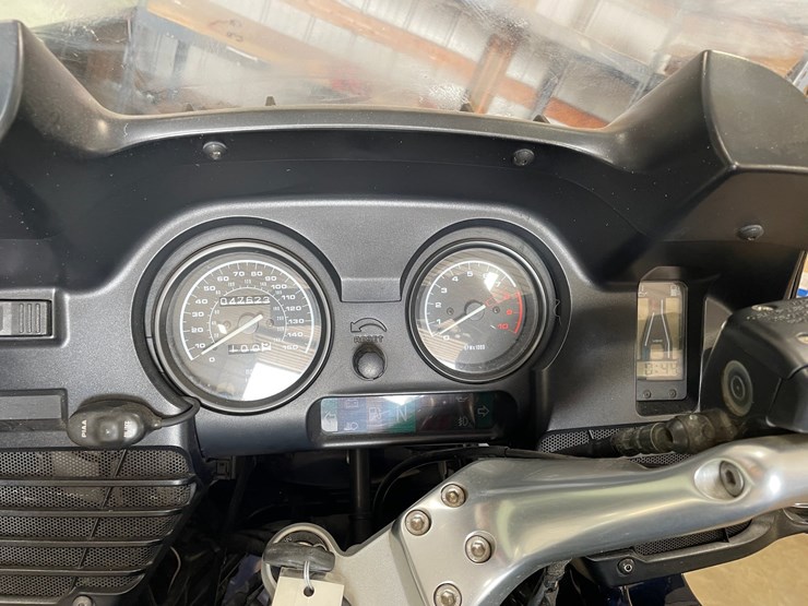 #4488-•-2004-bmw-r1150rt-motorcycle-(title-in-delay)-image-13