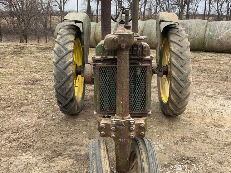 john-deere-model-b-image-8