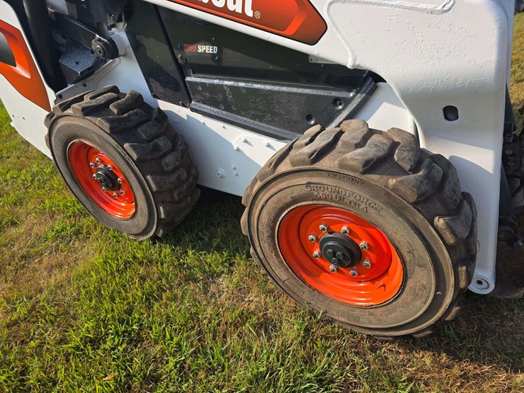 2021-bobcat-s76-image-24