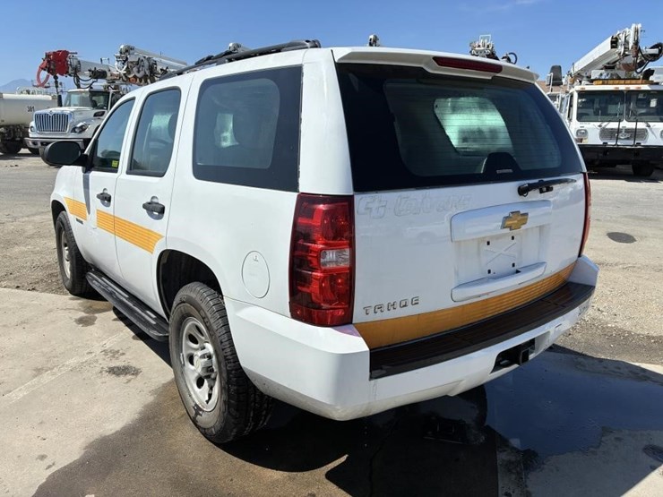 2014-chevrolet-tahoe-image-4