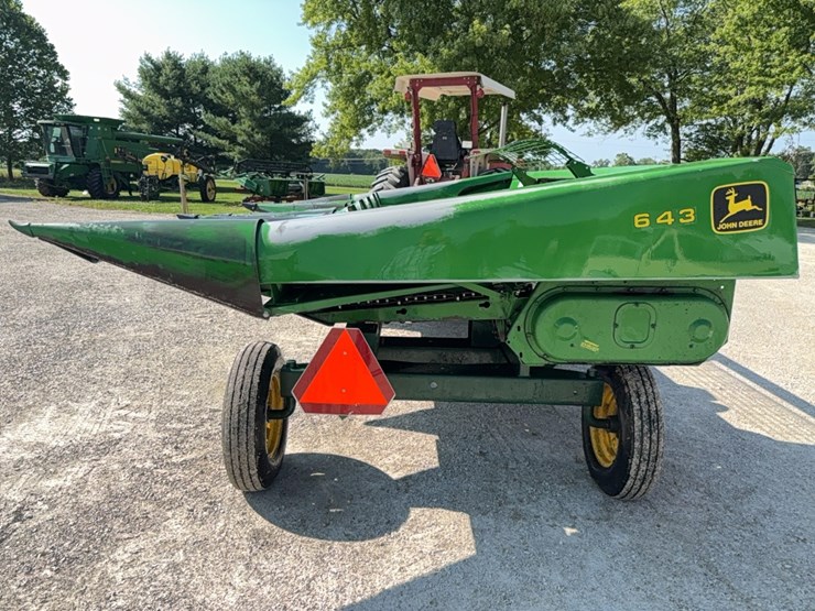 1990-john-deere-643-image-5