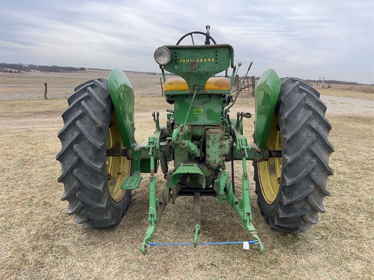 john-deere-520-image-4