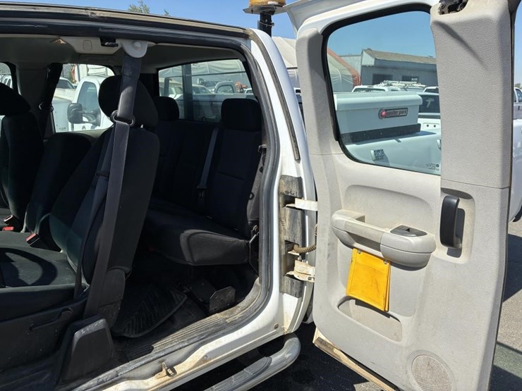 2012-gmc-sierra-2500hd-image-14