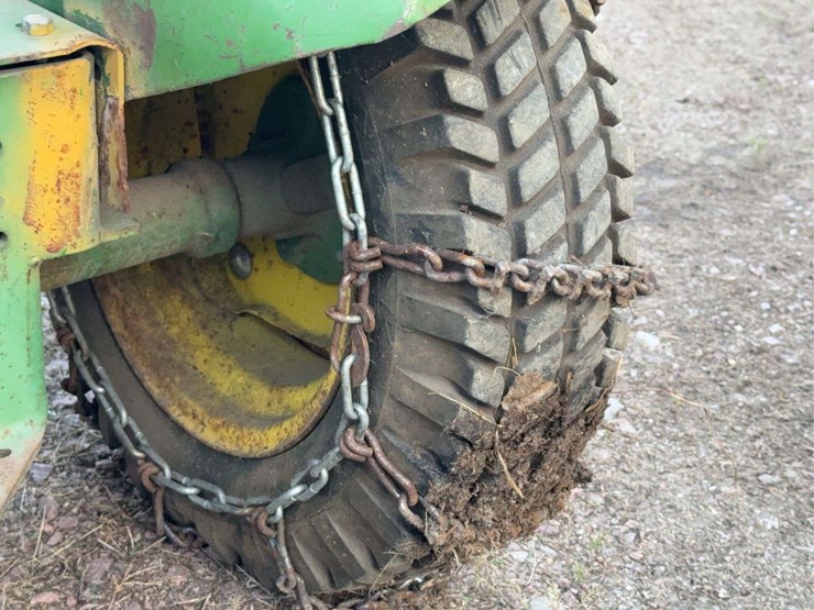 john-deere-110-image-22