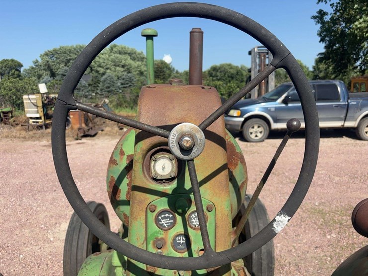 john-deere-70-image-80