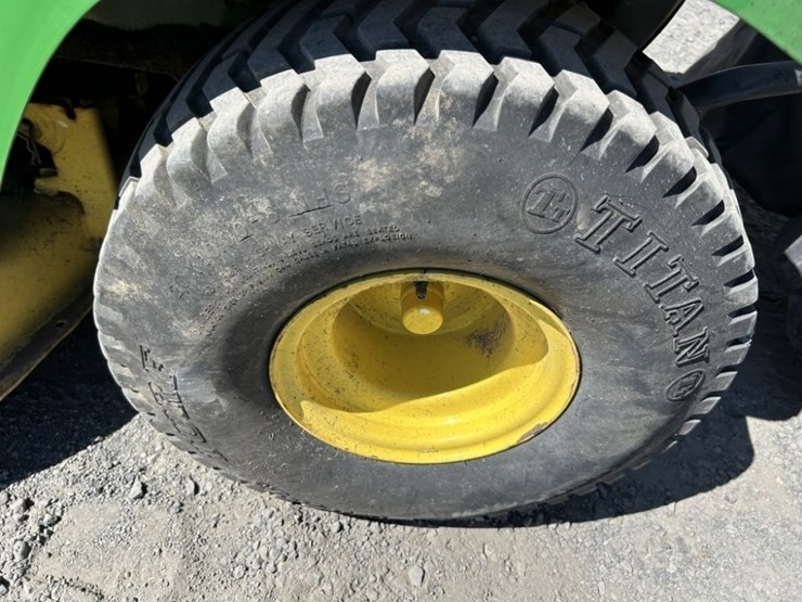 2001-john-deere-lt133-image-25