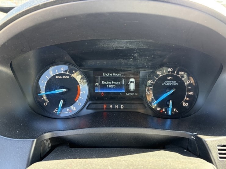 2018-ford-explorer-image-29