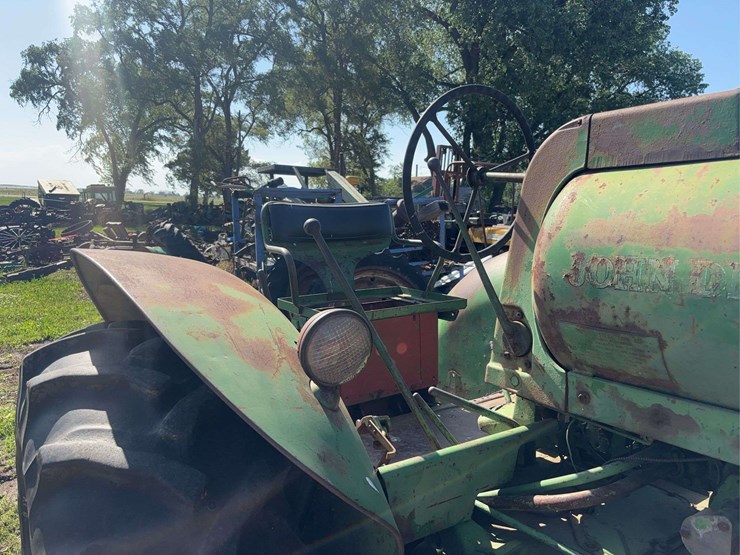 john-deere-70-image-62
