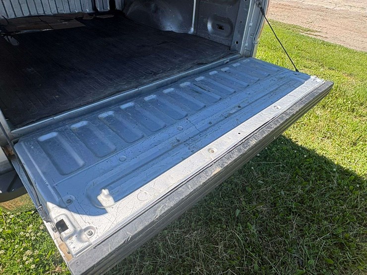 2013-ford-f150-xlt-image-35