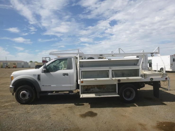 2017-ford-f450-image-5