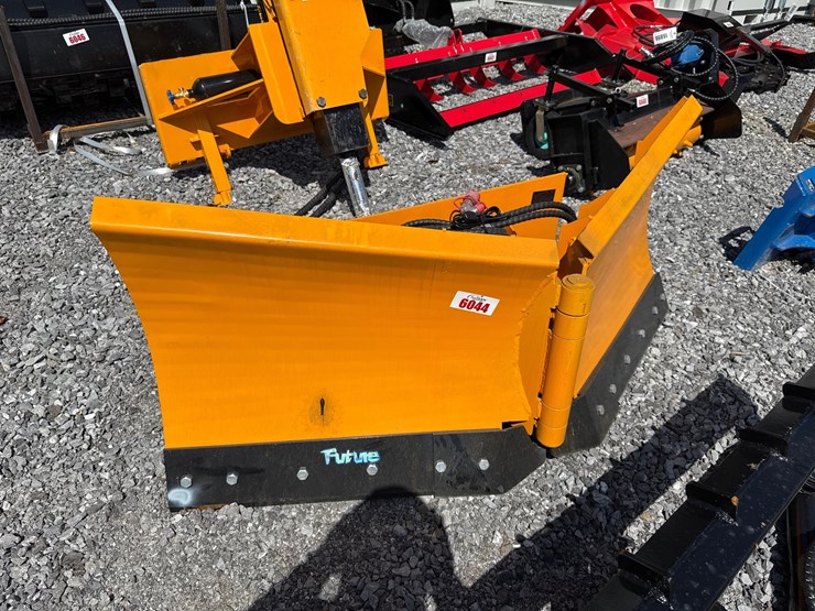 #6044-•-future-72"-skid-steer-v-shape-snow-blade-image-2