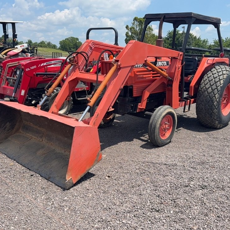 KUBOTA M4950