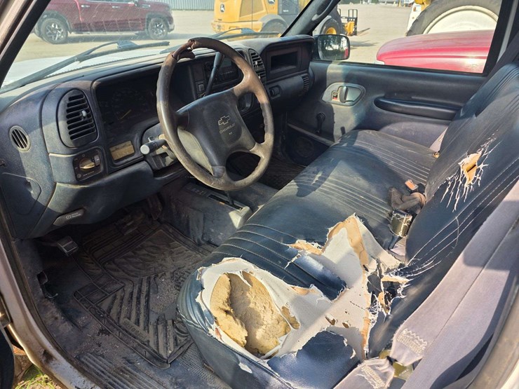 1999-chevrolet-silverado-2500-image-22