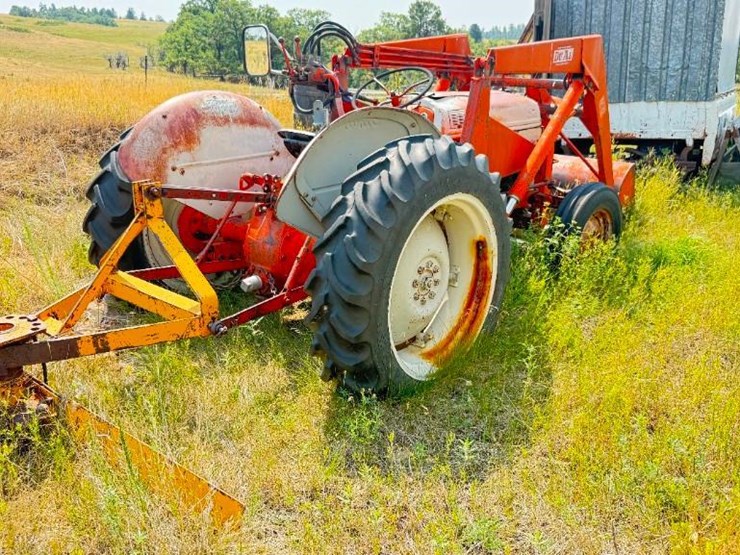ford-8n-image-3