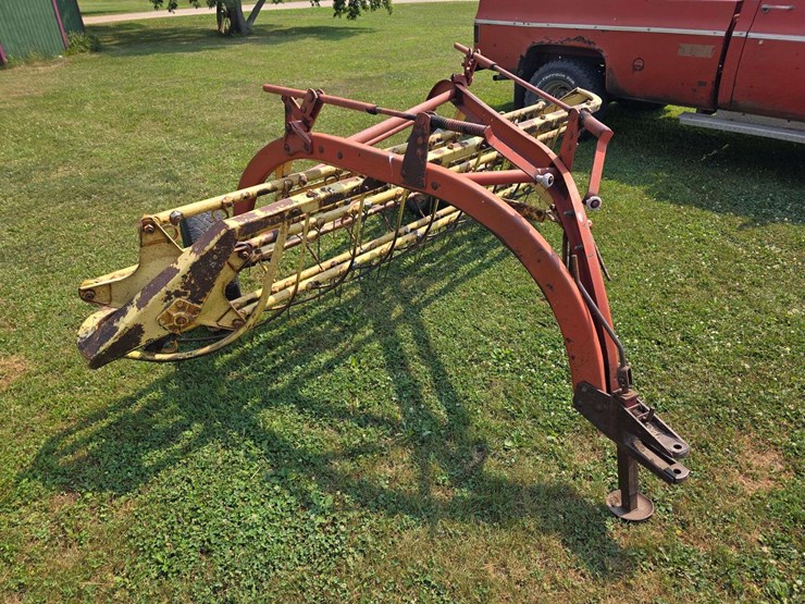 new-holland-256-image-19