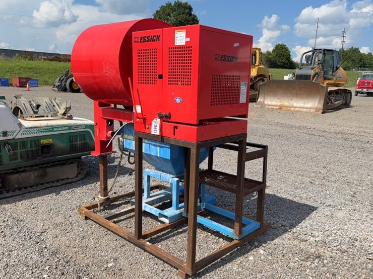#2082-•-essick-cement-mixer-image-6