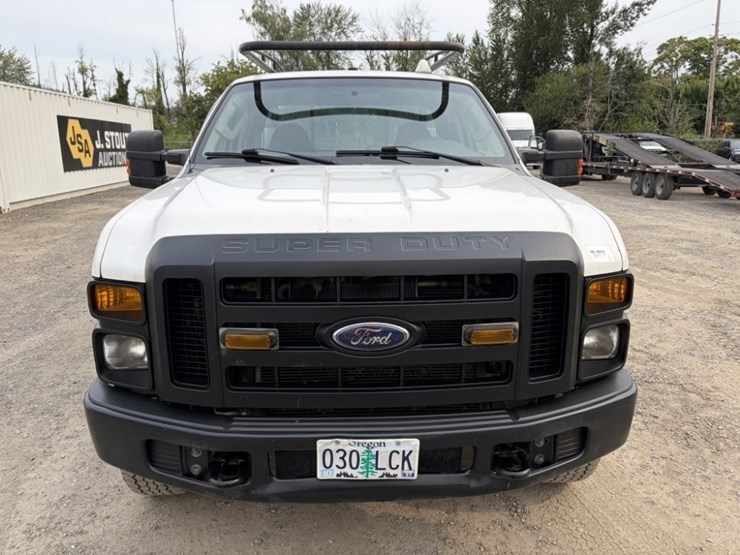2009-ford-f350-xl-image-8
