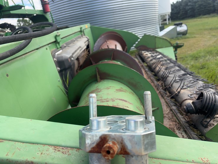 john-deere-212-image-6