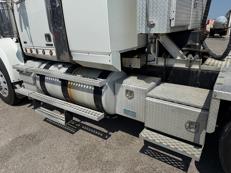 2012-western-star-4900-image-18
