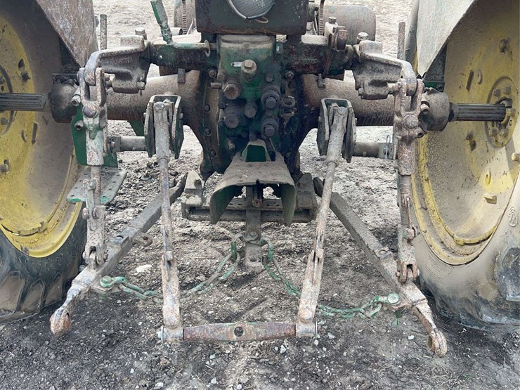 john-deere-model-b-image-33