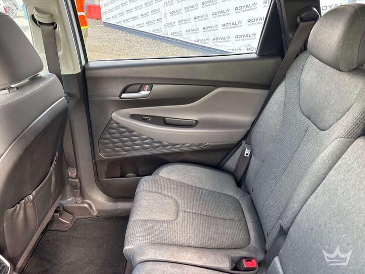 2019-hyundai-santa-fe-image-23