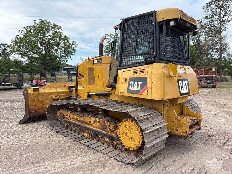 2015-caterpillar-d6k2-lgp-image-4