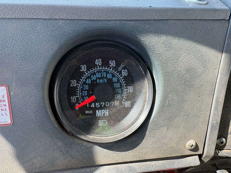 1986-mack-valueliner-image-63