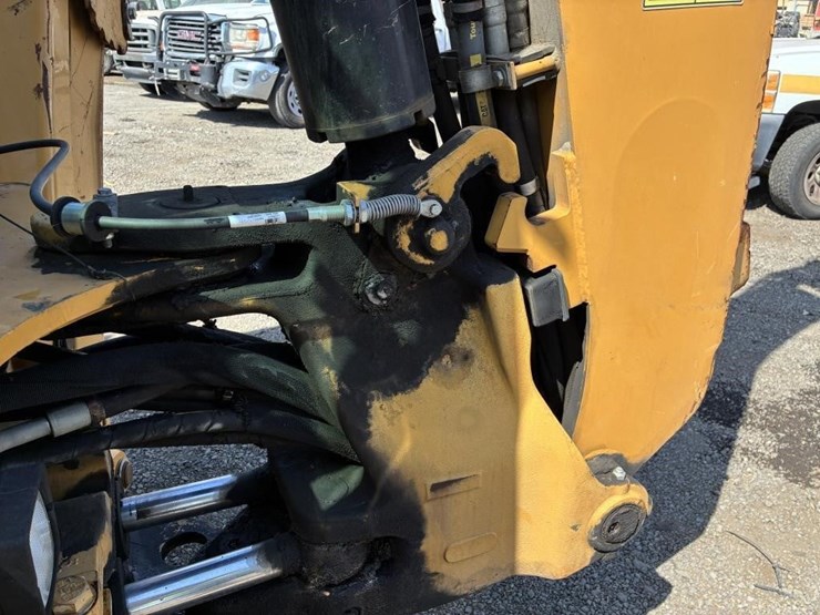 2008-caterpillar-430e-image-22