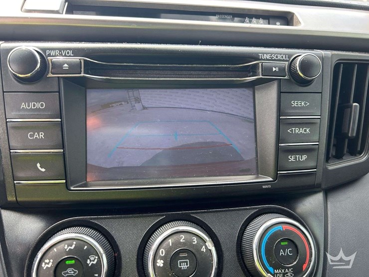 2017-toyota-rav4-image-15