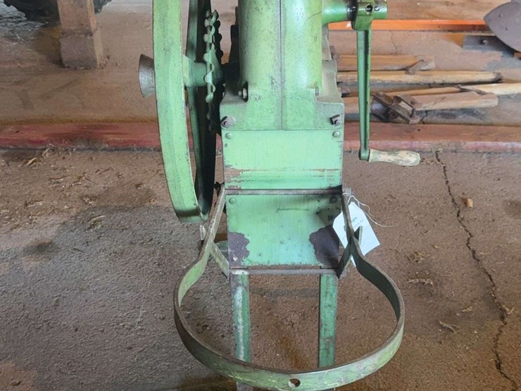 john-deere-1b-corn-sheller-image-4